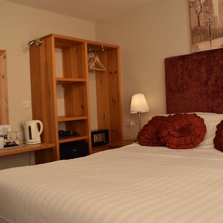 Castle Green Bed And Breakfast Ашборн Экстерьер фото